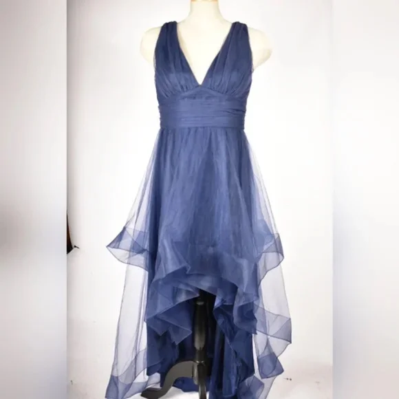 Chi Chi London Pleated Dress NWT - Picture 3 of 5